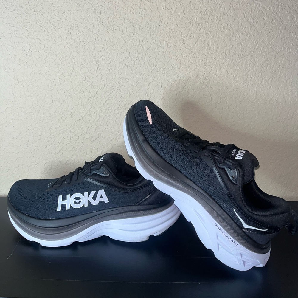 HOKA Bondi 8